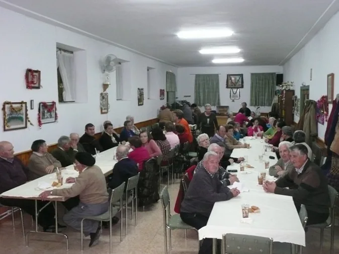Los mayores de San Miguel disfrutan del Día de San Antón