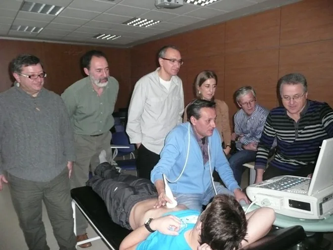 Médicos de prisiones de Galicia y Madrid aprenden ecografía