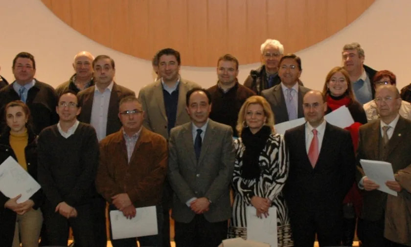 La Junta destina 450.000 euros para contratar a 90 trabajadores