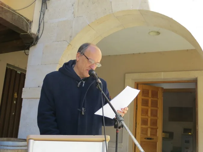 Martín Garzo inicia la lectura continuada en la Feria del Libro