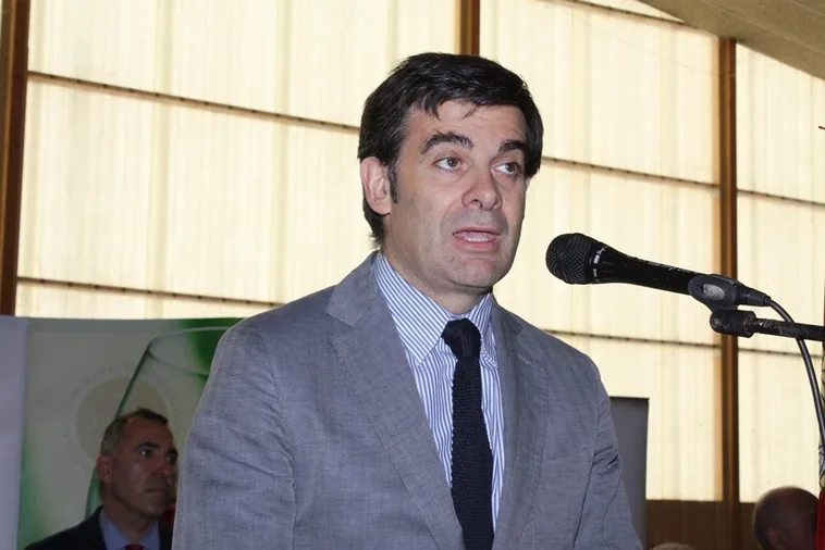 La Junta reitera su decisión de recortar un 25% las ayudas