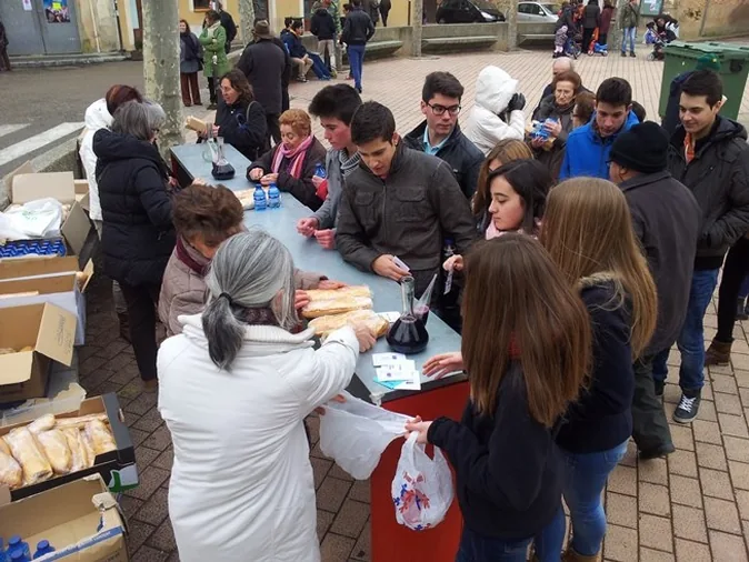 Cien vales repartidos en la doble sesión de la Operación Bocata