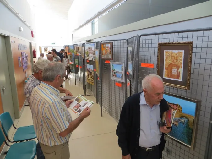 Pintores y fotógrafos inauguran una muestra en Doña Jimena