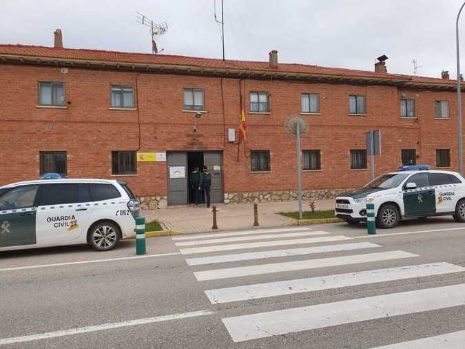 Robo de coche y en bar en la madrugada del miércoles