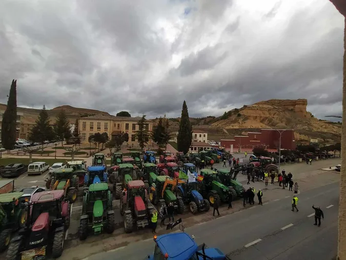 El campo sale a la calle en San Esteban y anuncian concentraciones