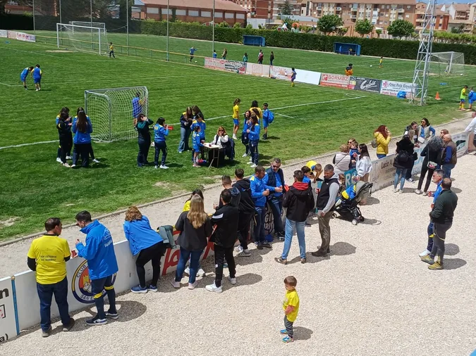 El San Esteban celebra el día del club