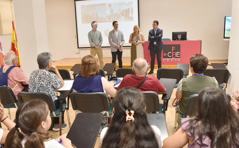 San Esteban presente en el primer encuentro  de radios escolares
