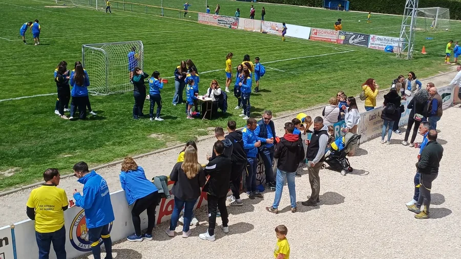 El San Esteban celebra el día del club
