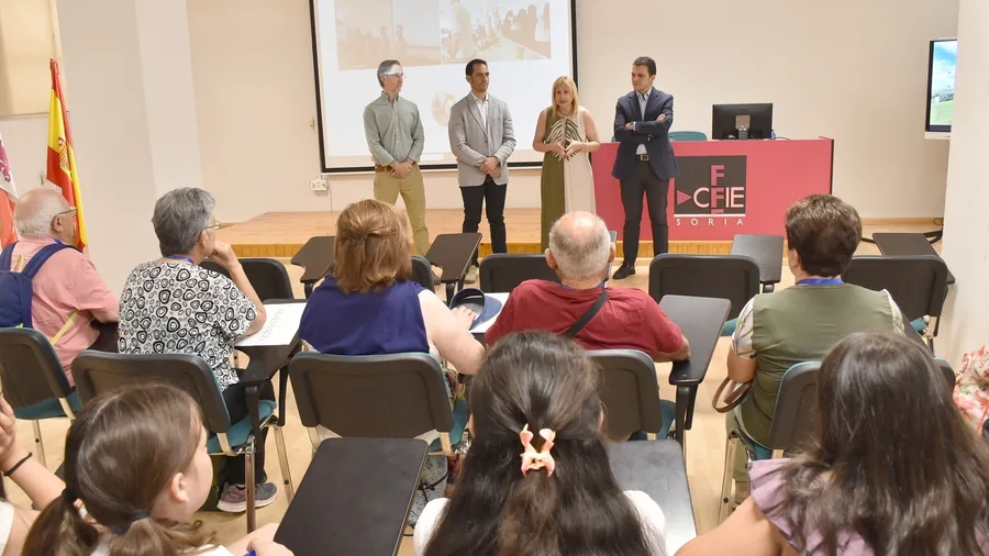 San Esteban presente en el primer encuentro  de radios escolares