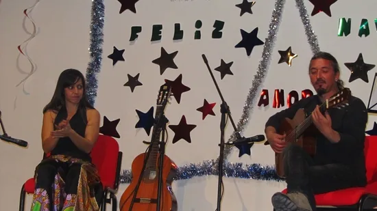 Arte a escena de los jóvenes: Asekas programa en Navidad