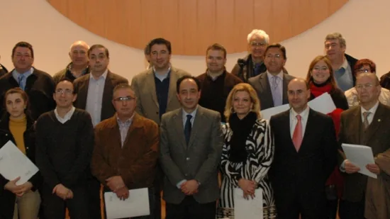 La Junta destina 450.000 euros para contratar a 90 trabajadores