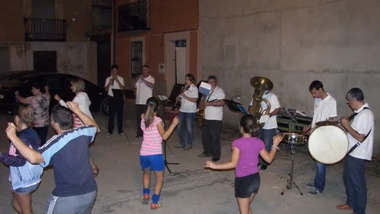 Pueblos que buscan relatos y ponen música a las letras