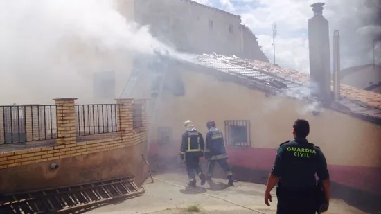 Graves daños en una vivienda a causa de un incendio