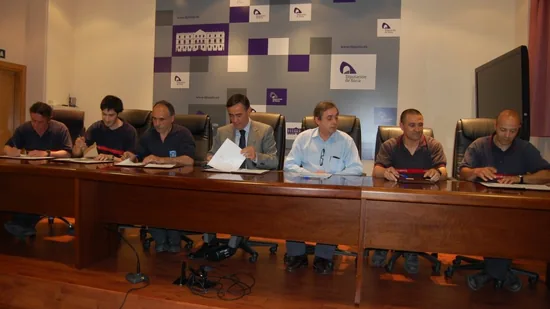 La Diputación firma un nuevo convenio con los bomberos